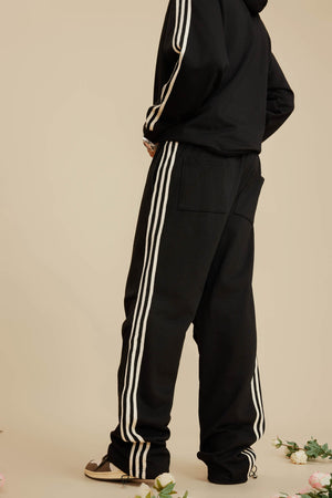 Three Lines Pants - BLACK